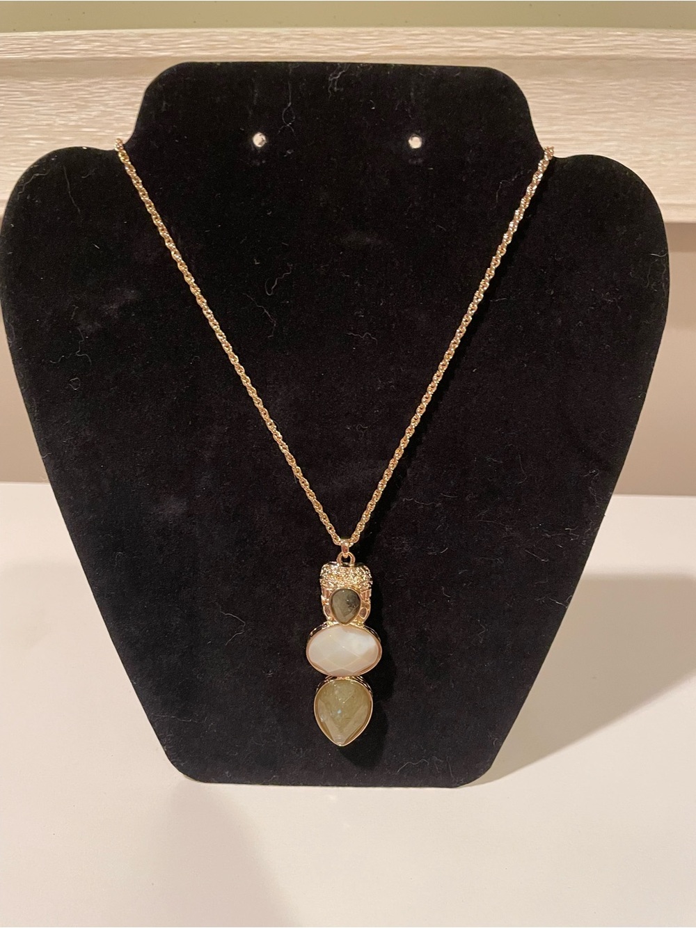 Gold-Tone Triple Stone Pendant Necklace in Green and White